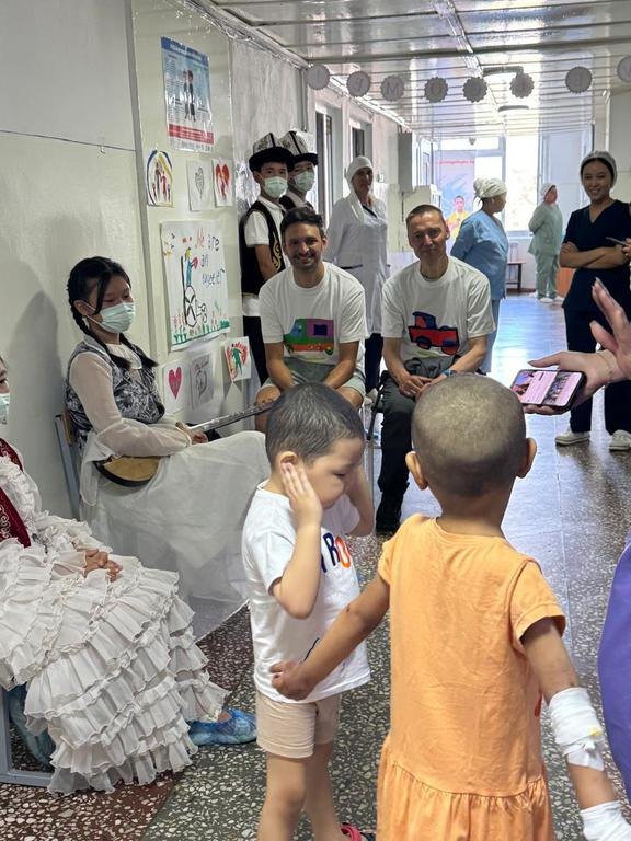 Veranstaltung auf dem Krankenhausflur